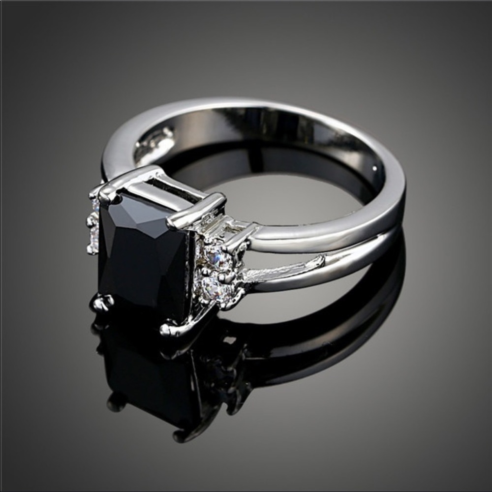 FASHION WOMEN’S RING - Picture 4 of 8